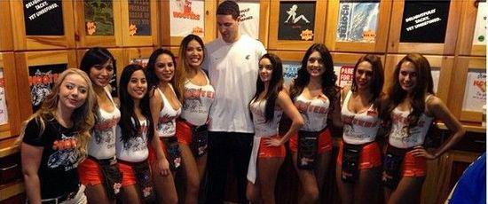 团队配合将 团队配合将